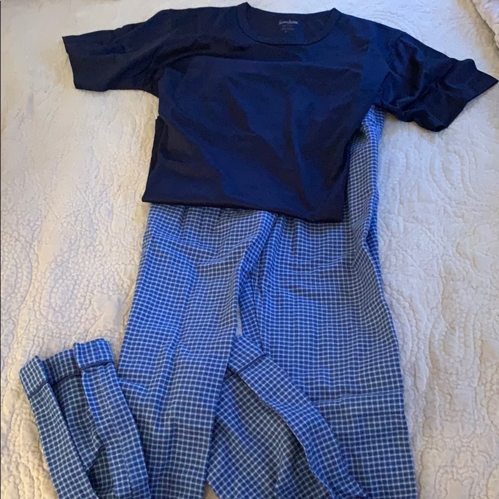 NWT Neiman Marcus men’s pajamas, size small - Picture 3 of 5